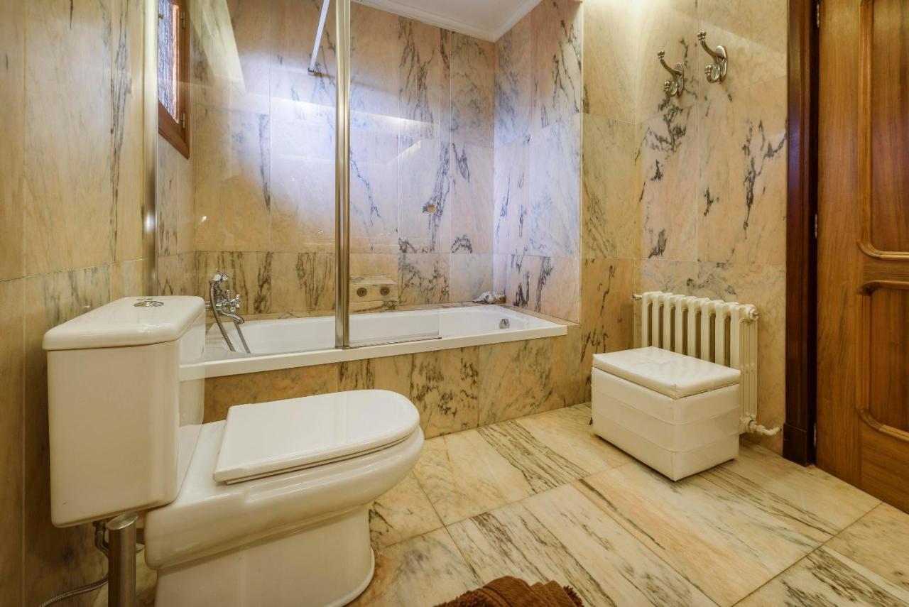 Marbat Plus Apartment ปอร์ต เด โซลแยร์ ภายนอก รูปภาพ